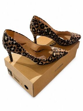 🎯 LAST DROP 👠 LE CHÂTEAU NWT Leopard Print Pointed Toe High Heels Sz 7 (with box